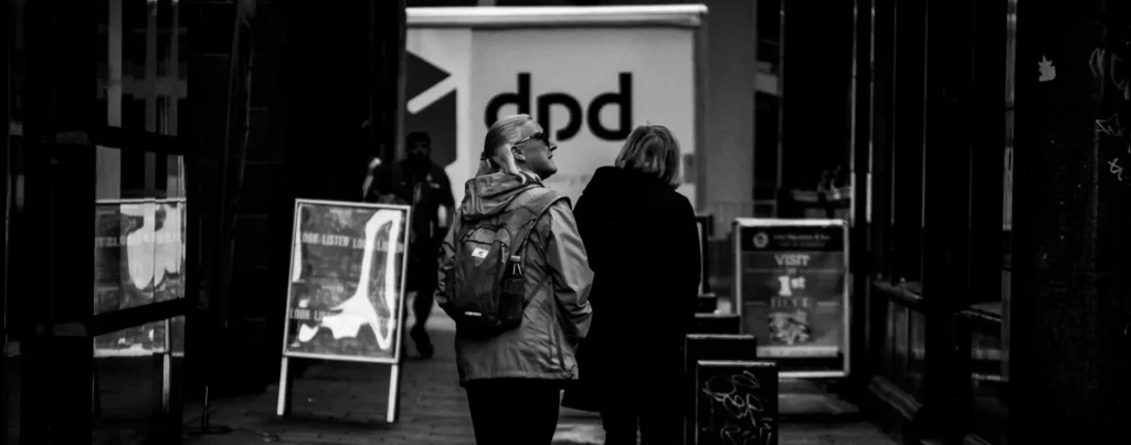 Jak działa DPD automat paczkowy? Jak odebrać i nadać paczkę?