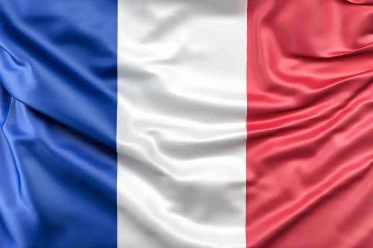 Jak zaadresować list do Francji? Ile idzie i jaki jest koszt?