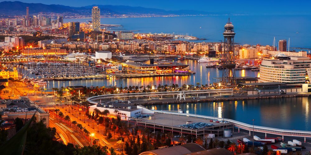 Port w Barcelonie Hiszpanii