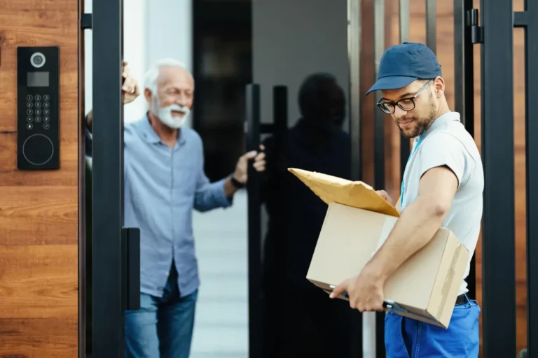 Czym wyróżnia się usługa Door to Door w przesyłkach kurierskich?
