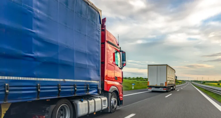 Tranzyt towarów – co to jest i jak wygląda w transporcie międzynarodowym?