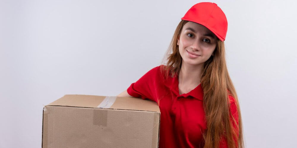 Kurierka z paczką do Chin