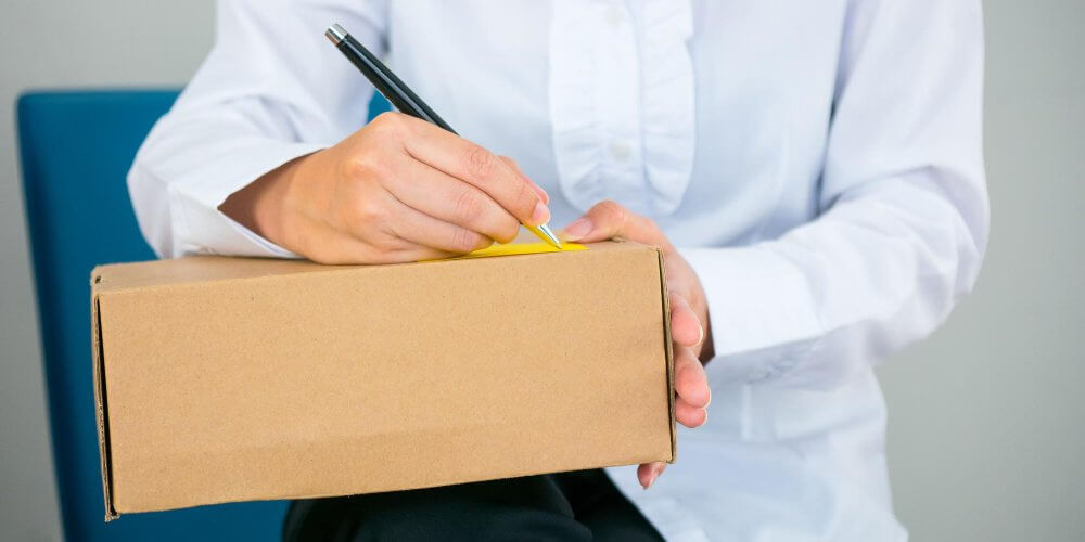 Nadanie przesyłki kurierskiej